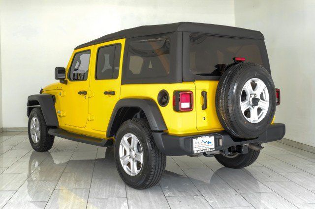Used 2018 Jeep Wrangler Unlimited Sport S AWD/4WD image 8