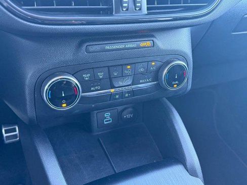 Used 2023 Ford Escape ST-Line image 24