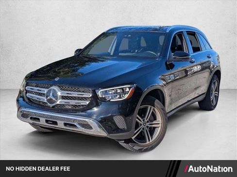 Used 2022 Mercedes-Benz GLC 300 image 1