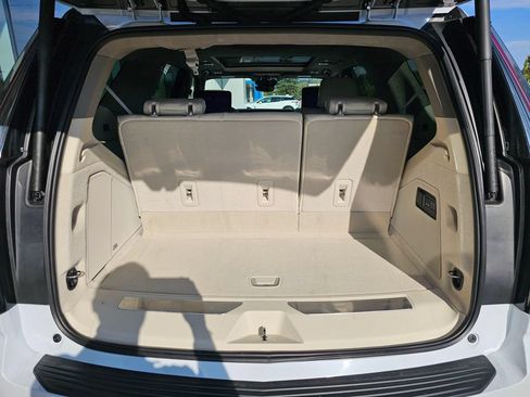 New 2026 Cadillac Escalade Platinum Sport AWD/4WD image 14