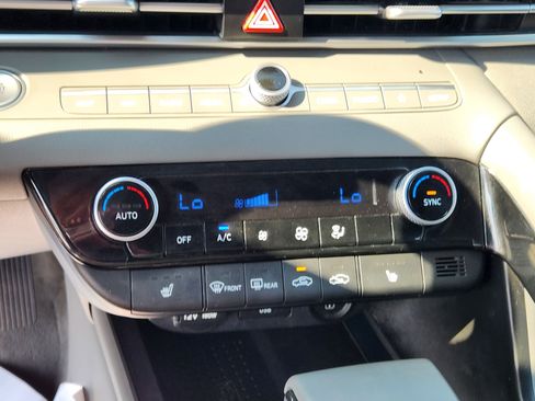 Certified 2023 Hyundai Elantra SEL w/ Convenience Package FWD image 20