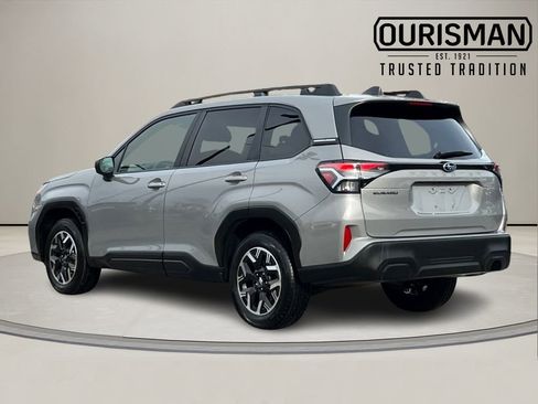 Certified 2025 Subaru Forester Premium image 4