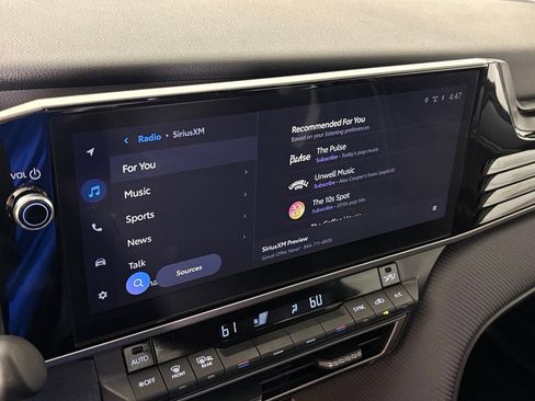 Used 2025 Toyota Camry SE w/ Multimedia Upgrade Package FWD image 28