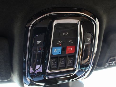 Used 2022 Jeep Grand Cherokee Summit image 31