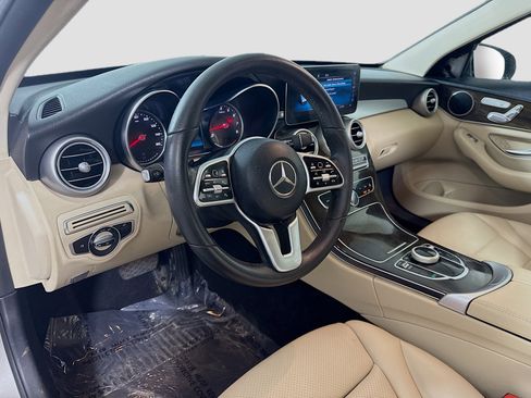 Used 2019 Mercedes-Benz C 300 Sedan image 23