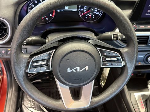 Used 2023 Kia Forte LXS w/ LXS Technology Package FWD image 16