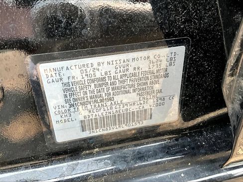 Used 2024 Nissan Versa S w/ S Plus Package FWD image 18