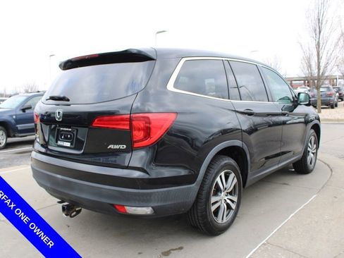 Used 2017 Honda Pilot EX image 7