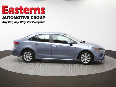 Used 2025 Toyota Corolla LE FWD image 42