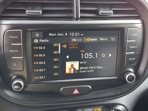 Used 2023 Kia Soul LX w/ Option Group 015 image 19