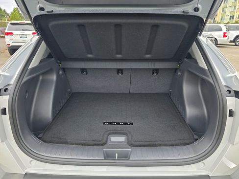 Used 2024 Hyundai Kona SEL FWD image 12