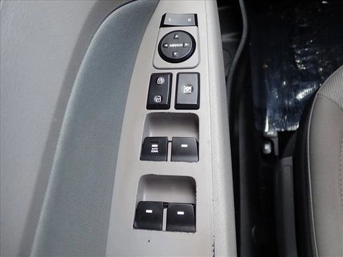 Used 2018 Hyundai Elantra SEL FWD image 20