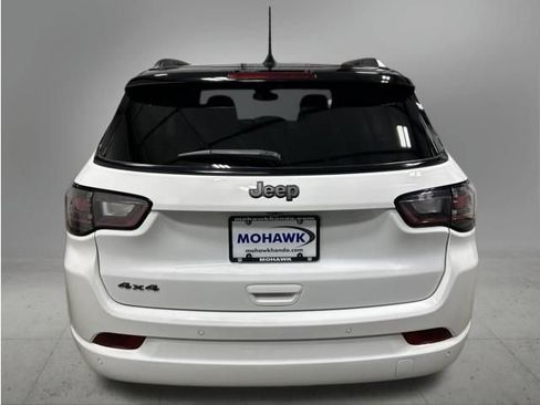 Used 2023 Jeep Compass High Altitude AWD/4WD image 4