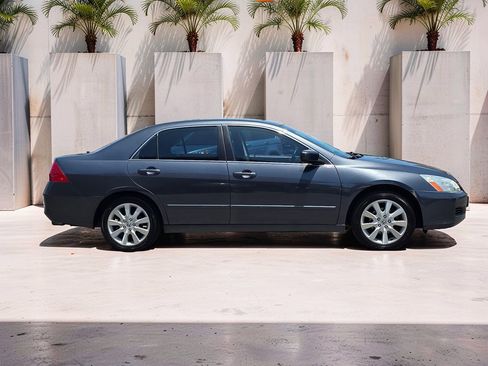 Used 2007 Honda Accord EX-L image 9