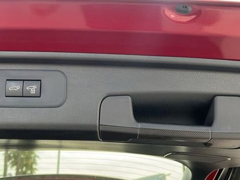 Used 2025 Toyota Grand Highlander AWD Hybrid image 27