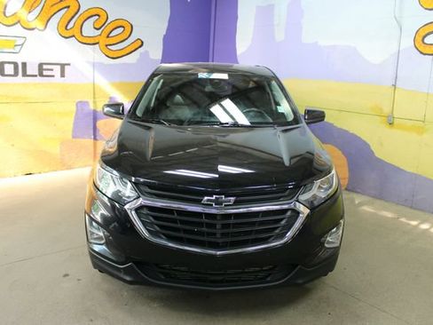 Used 2019 Chevrolet Equinox LT w/ Driver Convenience Package FWD image 6