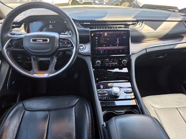 Used 2022 Jeep Grand Cherokee L Overland AWD/4WD image 11