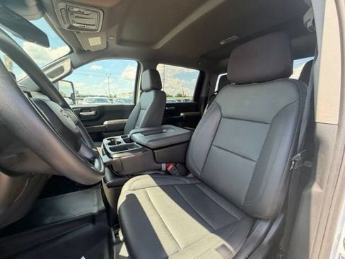 Used 2025 Chevrolet Silverado 3500 W/T AWD/4WD image 18