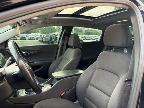Used 2021 Chevrolet Malibu LT w/ Midnight Edition FWD image 6