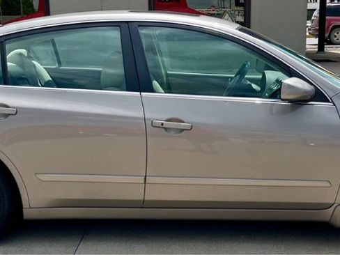 Used 2008 Nissan Altima 2.5 S w/ Convenience Plus Pkg FWD image 5