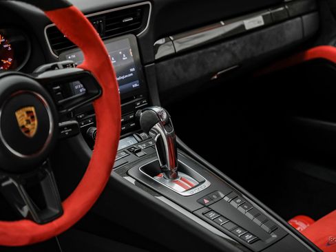 Used 2019 Porsche 911 GT2 RS RWD image 69