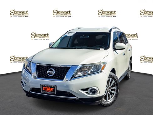 Used 2015 Nissan Pathfinder SL w/ Cargo Package image 1