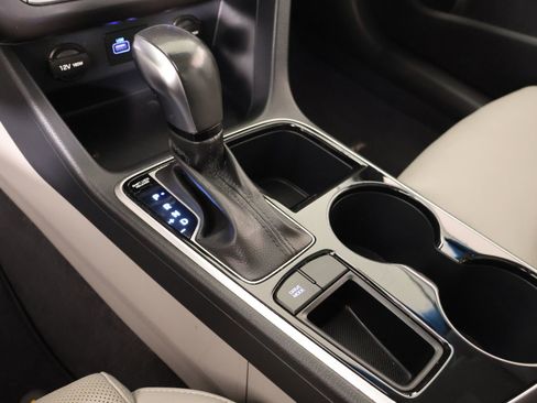 Used 2018 Hyundai Sonata Limited image 8