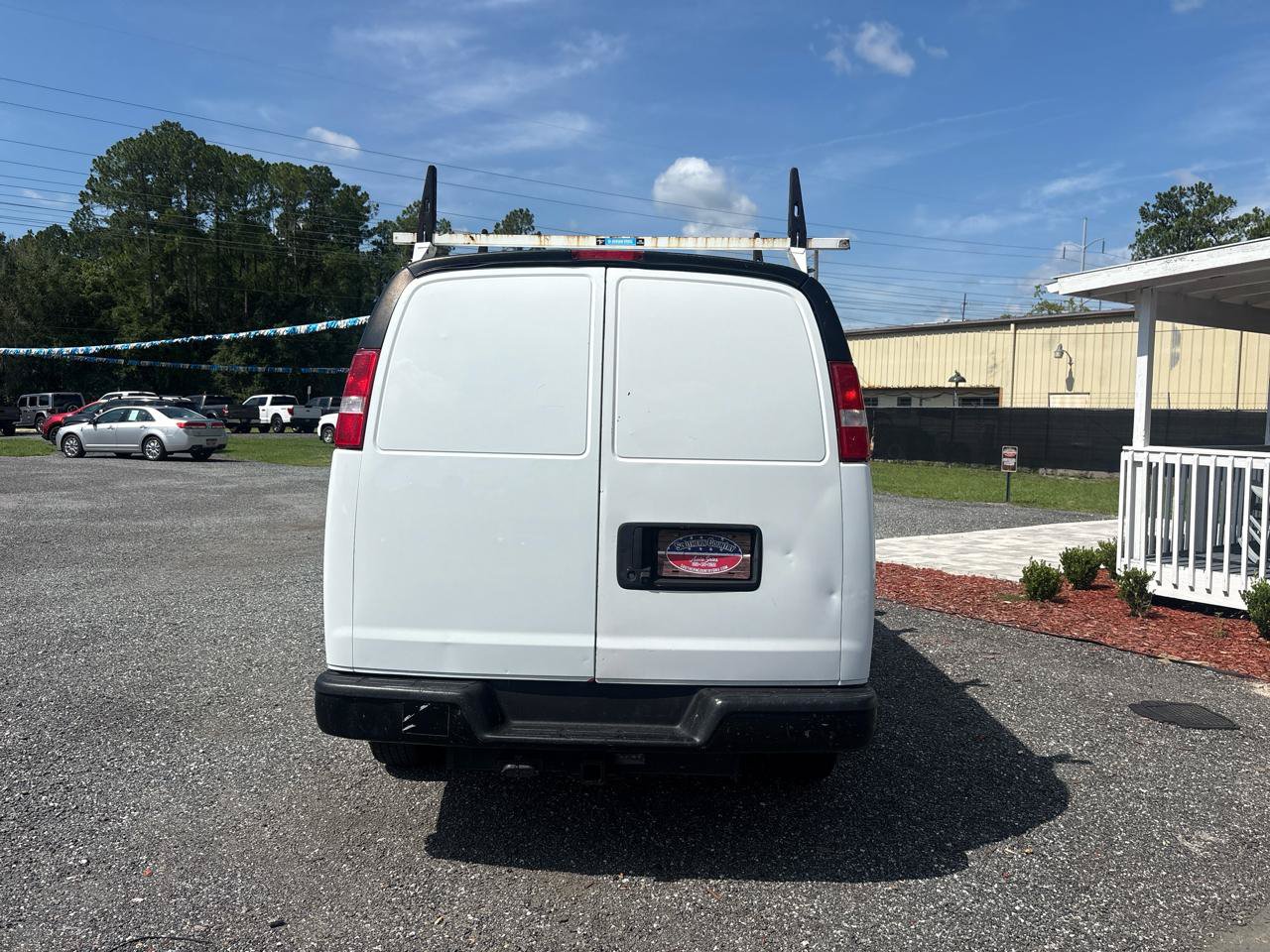 Used 2020 Chevrolet Express 2500 RWD image 7