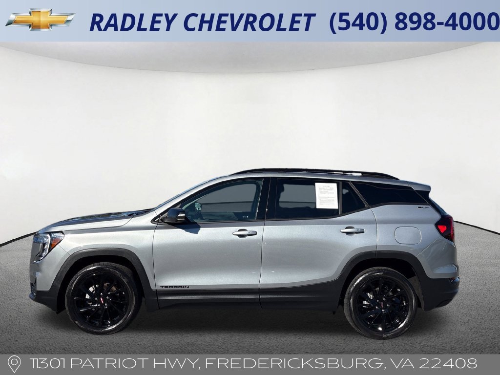 Certified 2023 GMC Terrain SLT w/ Tech Package AWD/4WD image 17