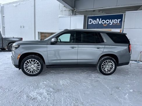 Certified 2025 Chevrolet Tahoe High Country image 10