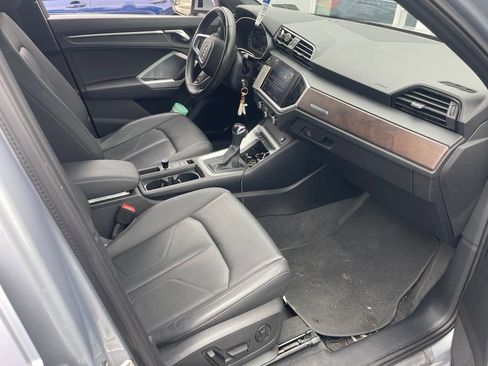 Used 2022 Audi Q3 2.0T Premium AWD/4WD image 17