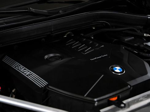 Used 2023 BMW X4 xDrive30i w/ M Sport Package image 55