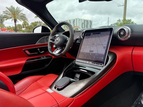 Used 2022 Mercedes-Benz SL 55 AMG 4MATIC image 28