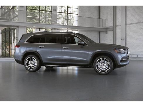 Used 2023 Mercedes-Benz GLS 450 4MATIC image 15