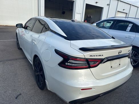 Used 2023 Nissan Maxima SR w/ Sport Mat Group image 8