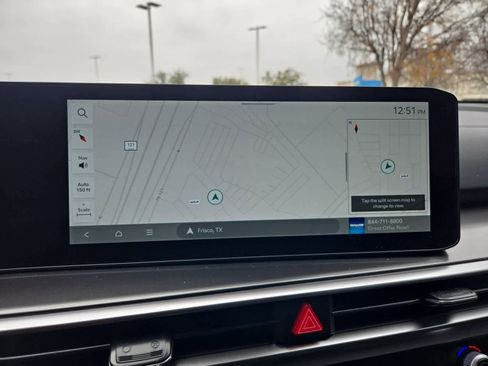 Certified 2025 Kia Sorento S image 27