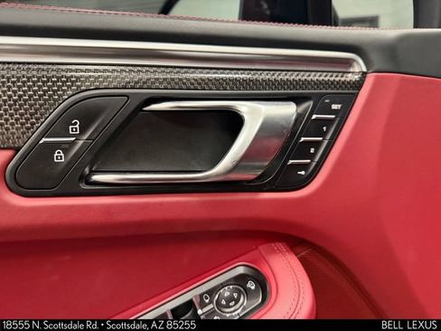 Used 2022 Porsche Macan S AWD/4WD image 15