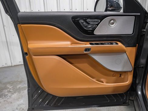 Used 2020 Lincoln Aviator Black Label Grand Touring w/ Class IV Trailer Tow Package image 44