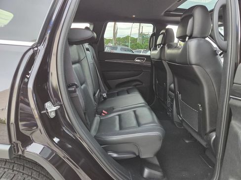 Used 2021 Jeep Grand Cherokee Limited RWD image 16
