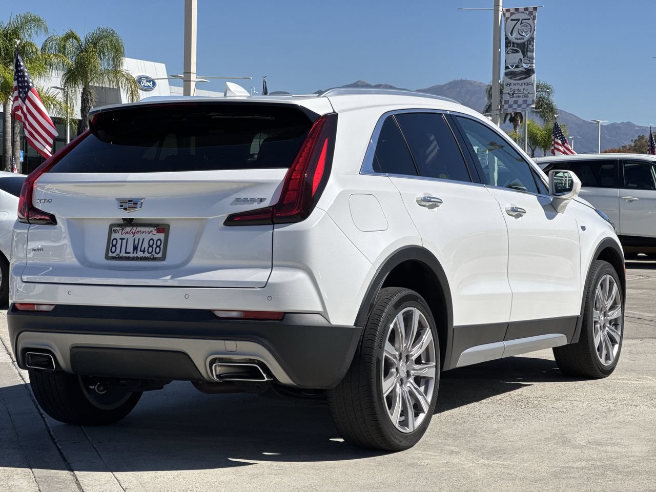 Used 2020 Cadillac XT4 Premium Luxury w/ Driver Awareness Package AWD/4WD image 5