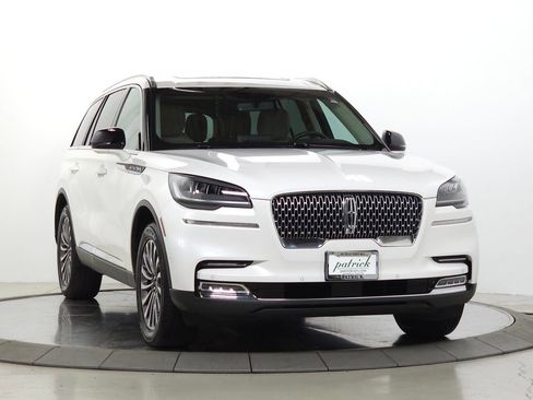 Used 2020 Lincoln Aviator Reserve w/ Equipment Group 201A AWD/4WD image 1