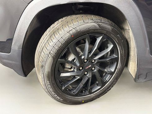 Used 2024 GMC Terrain SLE w/ Driver Convenience Package AWD/4WD image 37