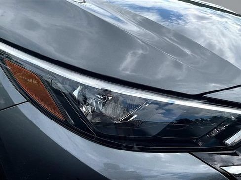 Used 2025 Nissan Sentra S FWD image 29