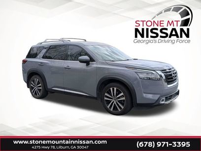 Used 2024 Nissan Pathfinder Platinum