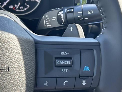 New 2026 Nissan Pathfinder SV w/ SV Premium Package FWD image 28