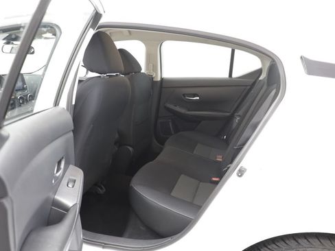 Used 2023 Nissan Sentra SV FWD image 13