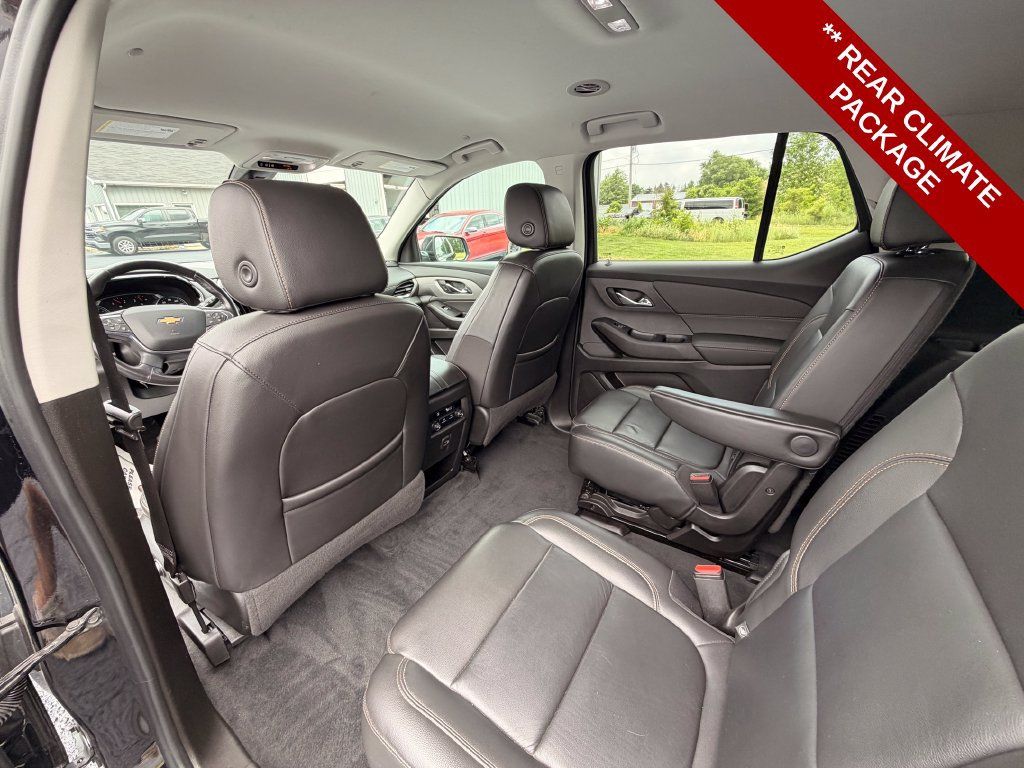 Used 2021 Chevrolet Traverse LT AWD/4WD image 18