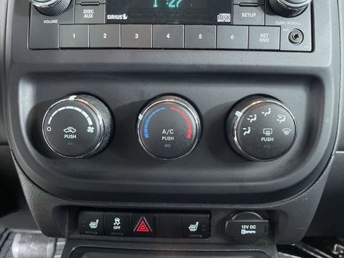 Used 2017 Jeep Patriot High Altitude AWD/4WD image 22