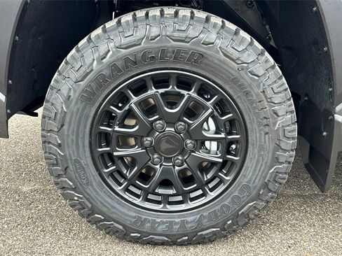 New 2026 Toyota Tundra SR5 image 12