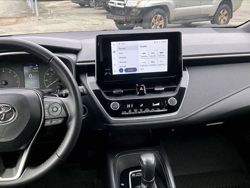 Used 2023 Toyota Corolla SE image 7